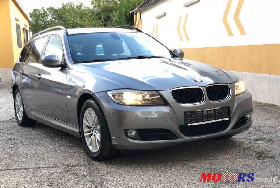 2010' BMW Serija 3 Touring 318D photo #2