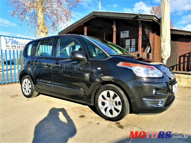 2009' Citroen C3 Picasso photo #2