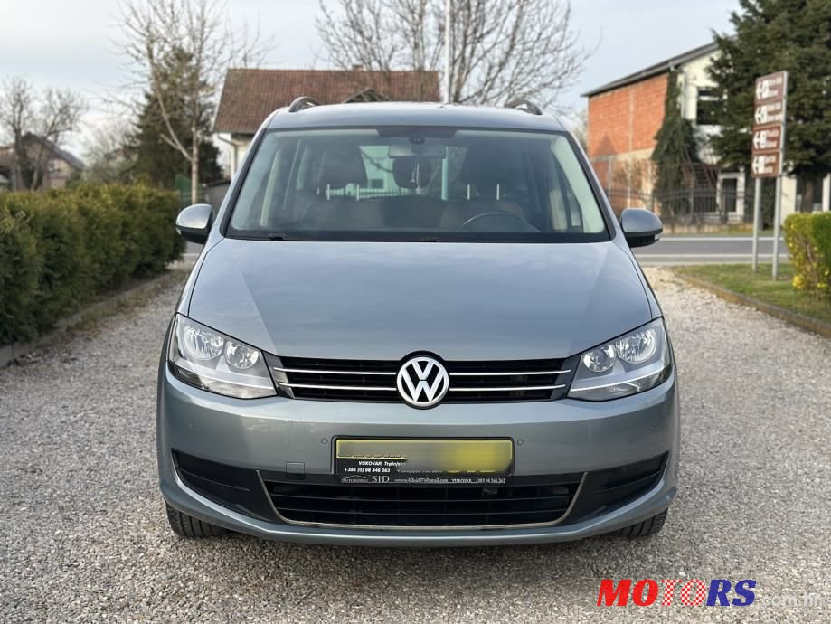 2011' Volkswagen Sharan 2,0 Tdi photo #4