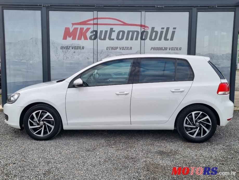 2010' Volkswagen Golf 6 photo #6