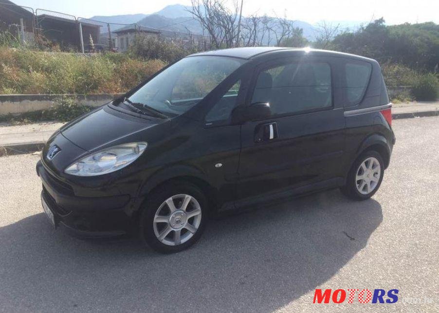 2005' Peugeot 1007 1,4 Hdi photo #1