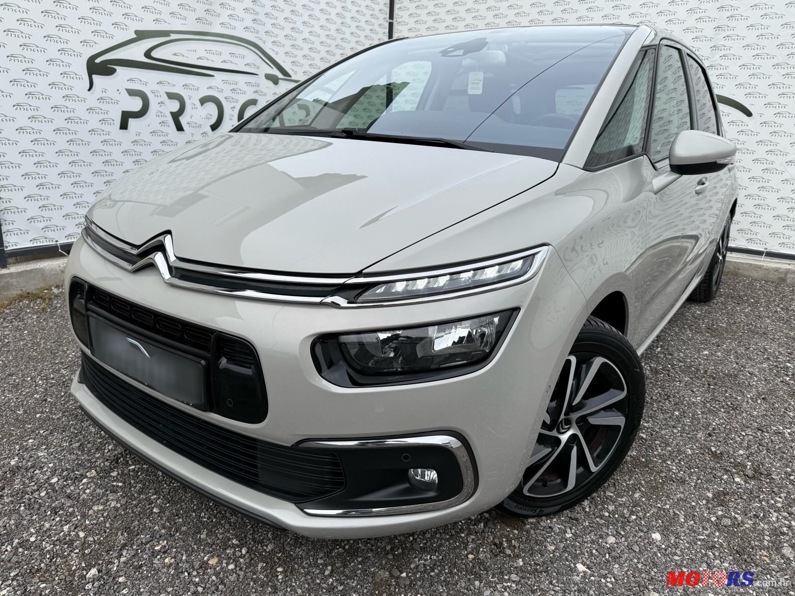 2018' Citroen C4 Picasso Bluehdi 120 photo #2