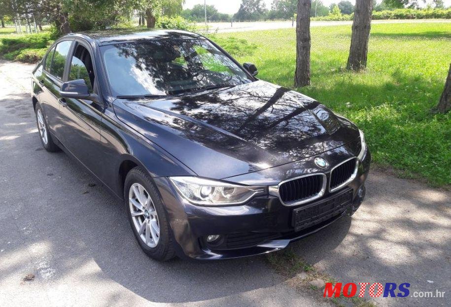 2014' BMW Serija 3 318D photo #3