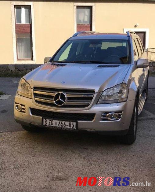 2009' Mercedes-Benz Gl Gl 320 Cdi 4Matic photo #2