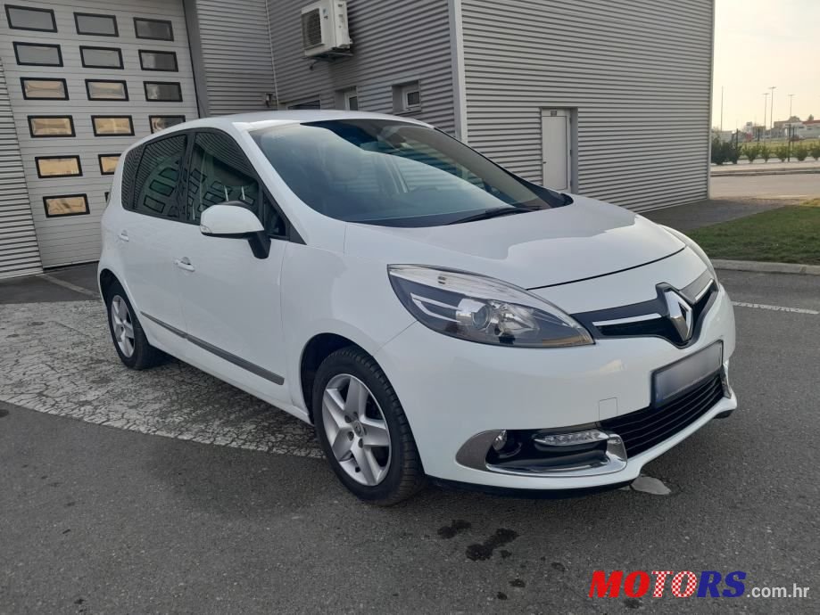 2015' Renault Scenic 1.5 Dci photo #5