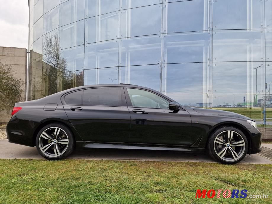 2017' BMW Serija 7 740Ld photo #6