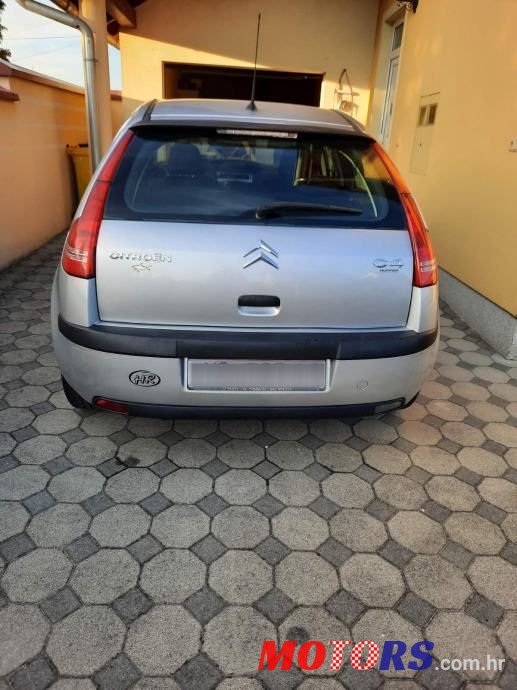 2008' Citroen C4 1,6 Hdi 16V photo #5