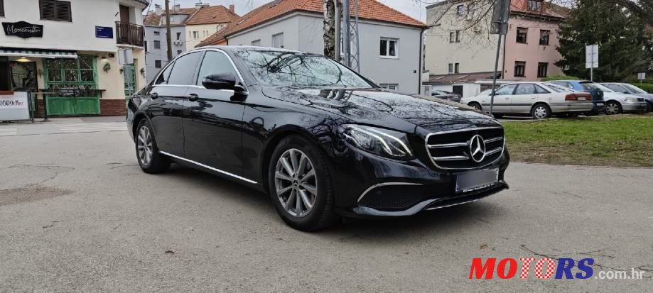 2019' Mercedes-Benz E-Klasa 220 D photo #3