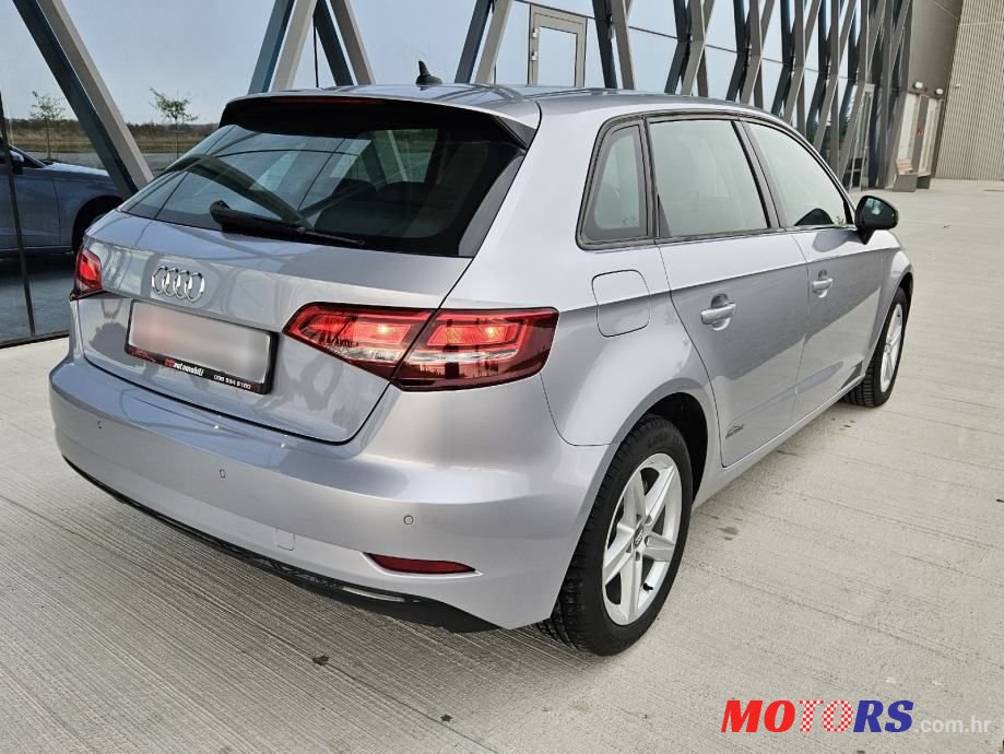 2019' Audi A3 1.6 Tdi Dsg photo #2