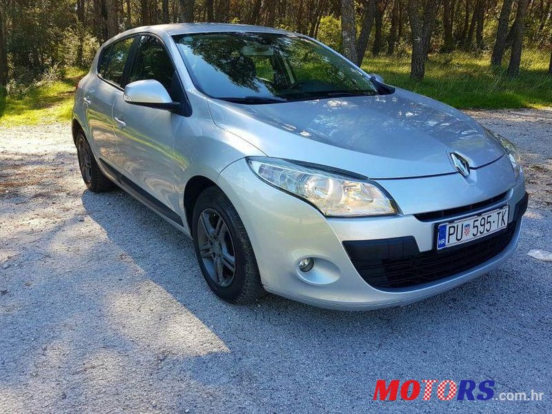 2010' Renault Megane 1,5 Dci photo #2