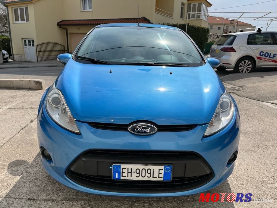 2011' Ford Fiesta 1,2 5 16V photo #2