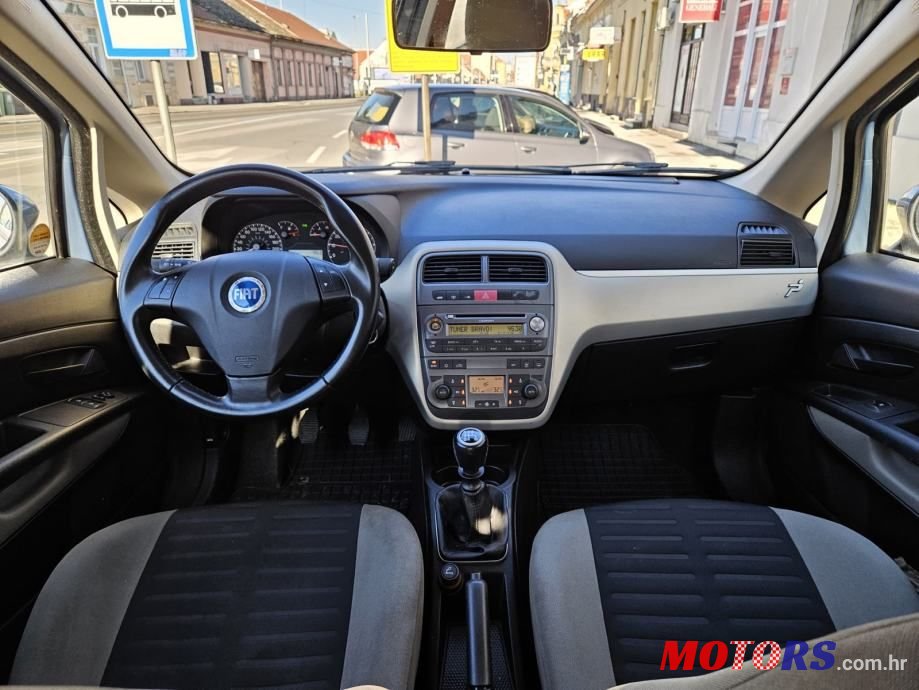 2006' Fiat Punto 1,4 I 16V photo #2