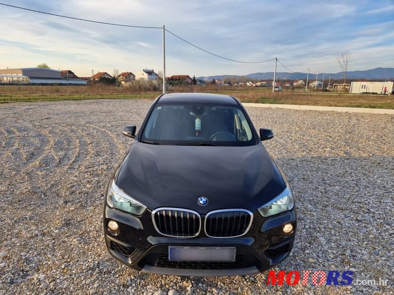 2017' BMW X1 18D photo #2