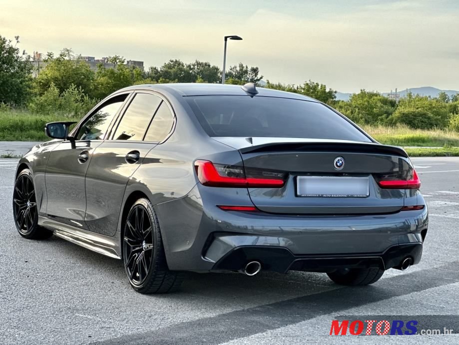 2019' BMW Serija 3 320 D M Performance photo #5