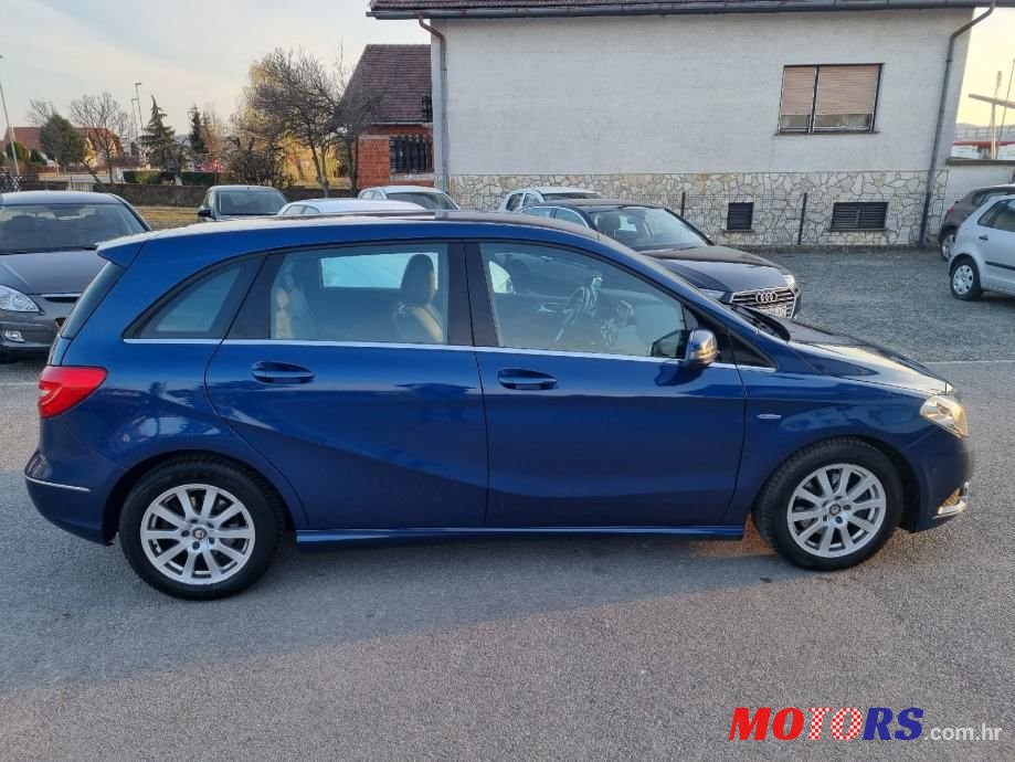 2012' Mercedes-Benz B-Klasa 180 Cdi photo #3