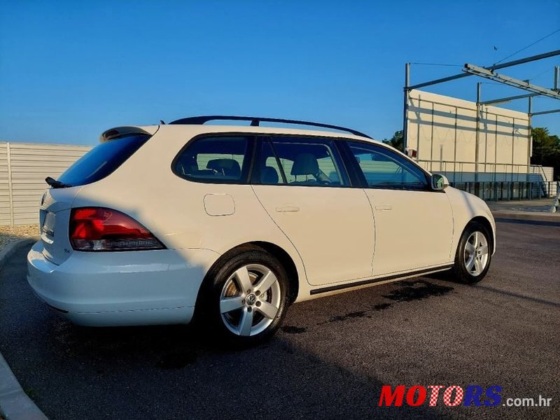 2010' Volkswagen Golf 6 photo #5