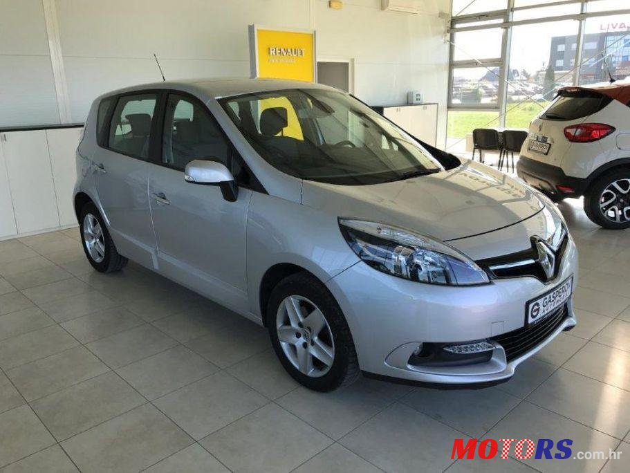 2014' Renault Scenic Dci photo #2