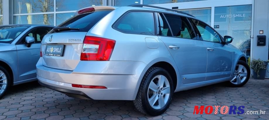2018' Skoda Octavia Combi photo #4