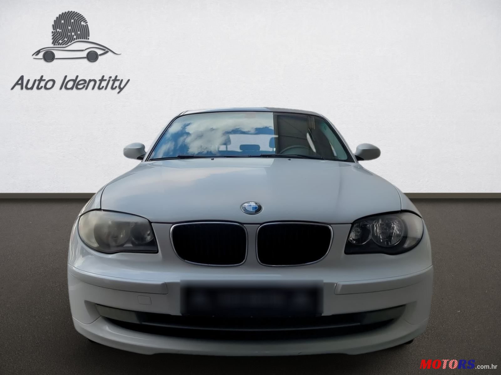 2009' BMW Serija 1 118D photo #2
