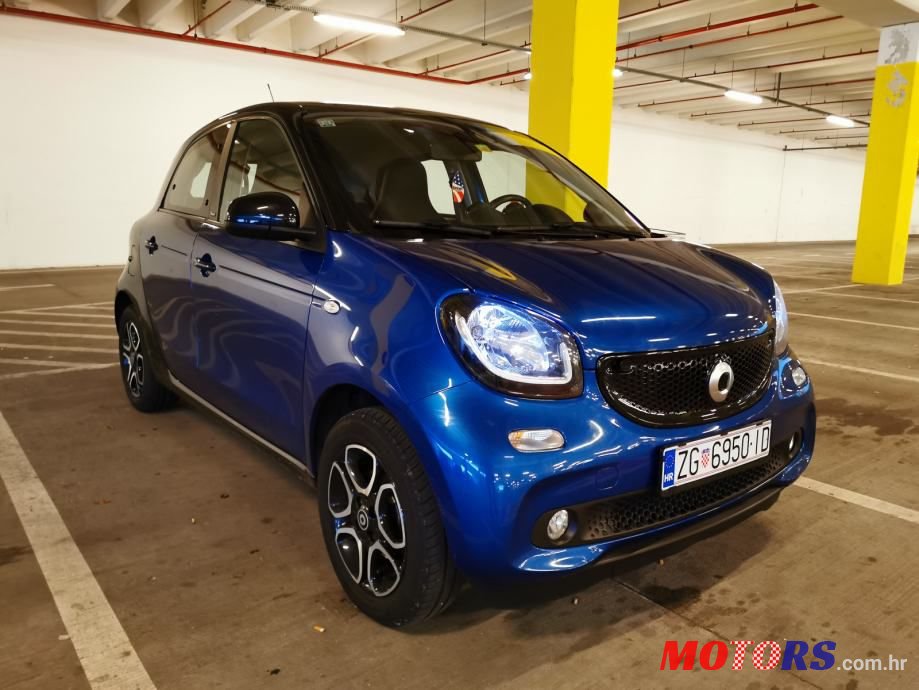 2016' Smart Forfour photo #2