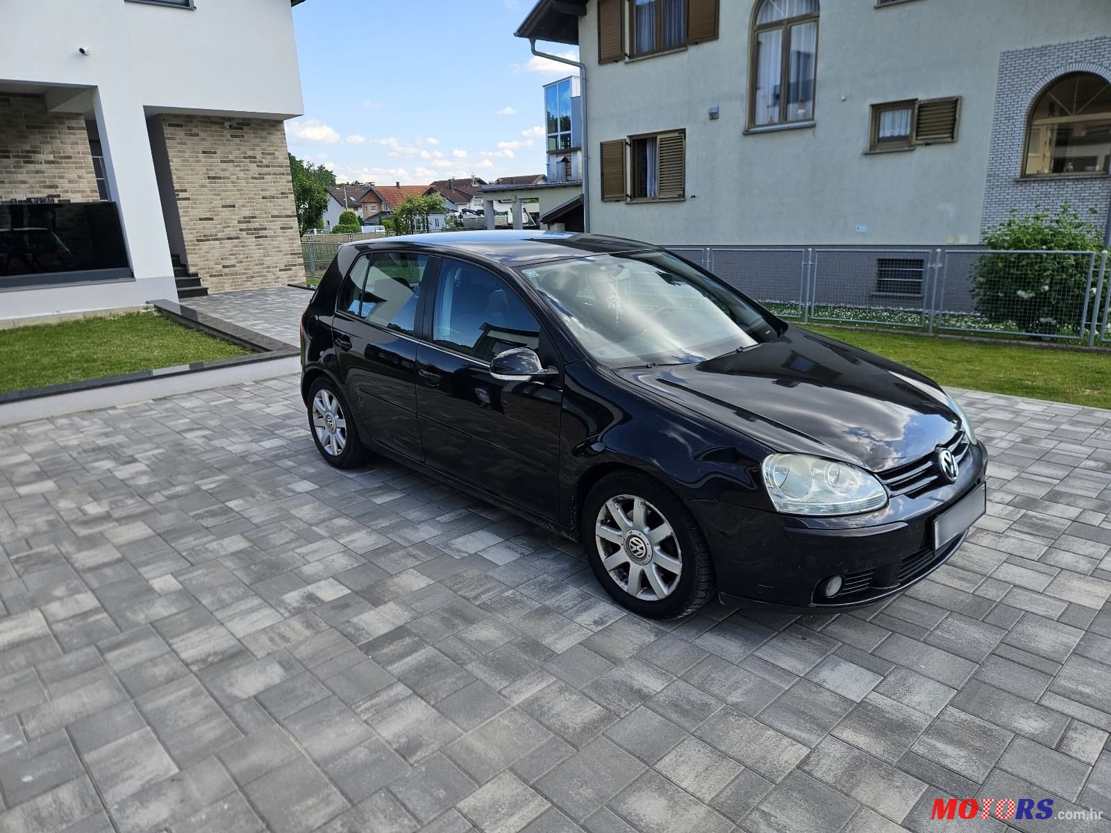 2004' Volkswagen Golf V 2,0 Tdi photo #2