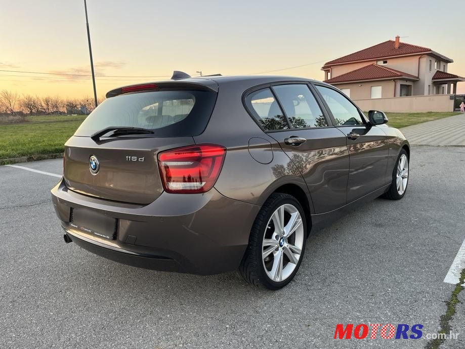 2015' BMW Serija 1 116D photo #3