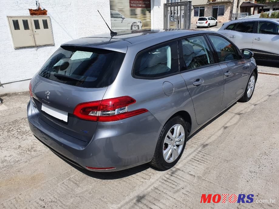 2016' Peugeot 308 Sw photo #4