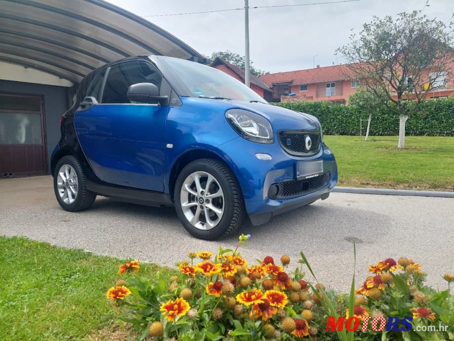 2019' Smart Fortwo Eq photo #1