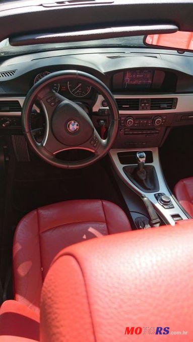 2011' BMW Serija 3 Cabriolet 318I photo #2