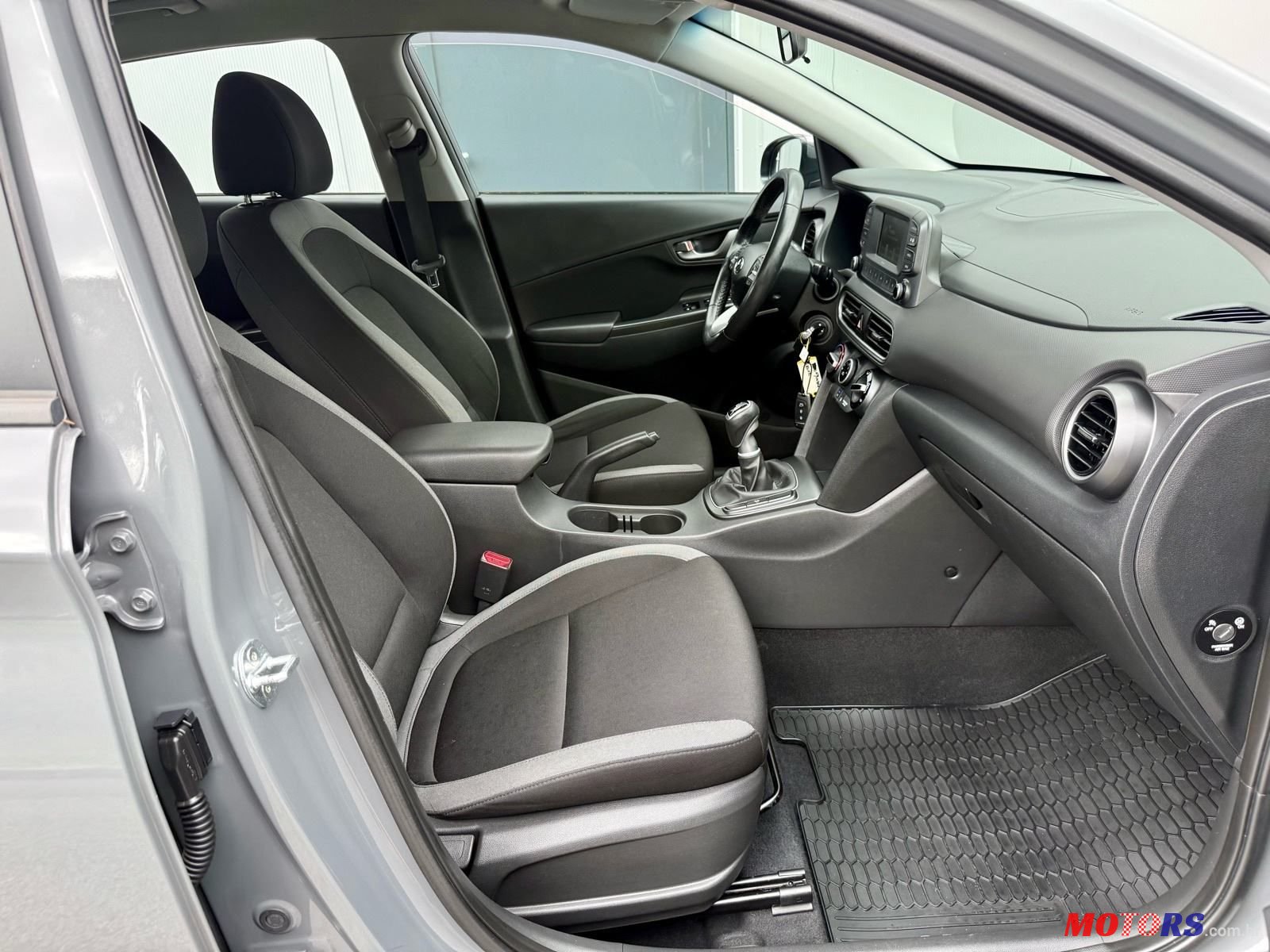 2020' Hyundai Kona 1,0 T-Gdi photo #6