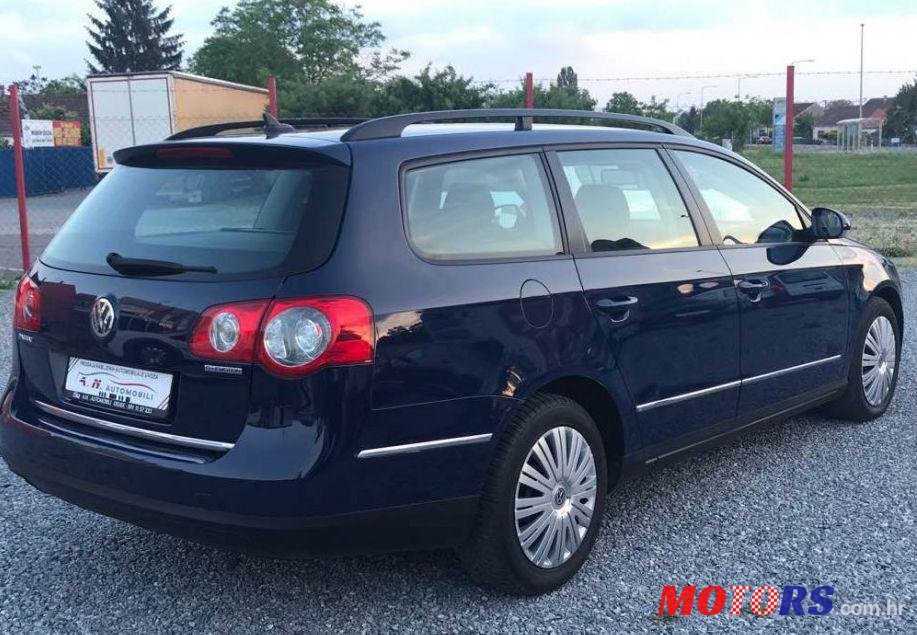 2008' Volkswagen Passat Variant photo #1