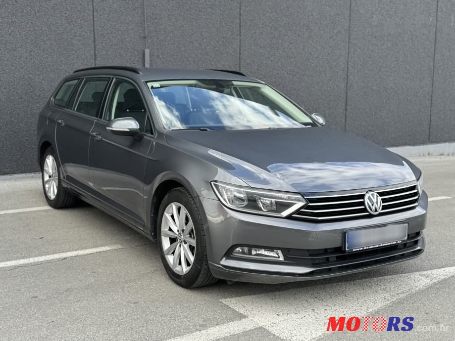 2015' Volkswagen Passat Variant photo #5