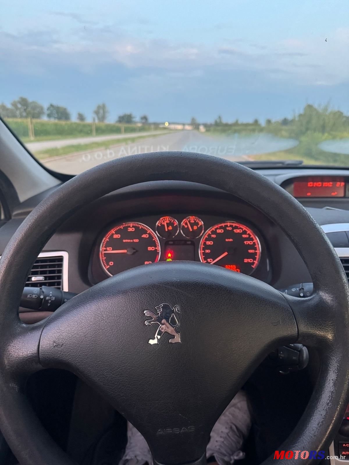 2007' Peugeot 307 photo #2