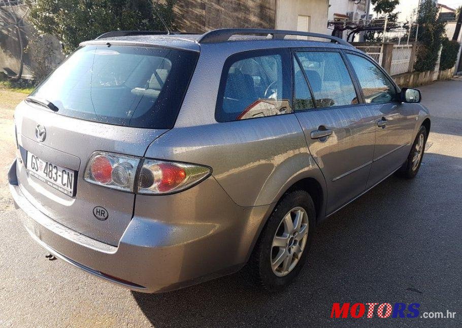 2006' Mazda 6 Sport Combi photo #2