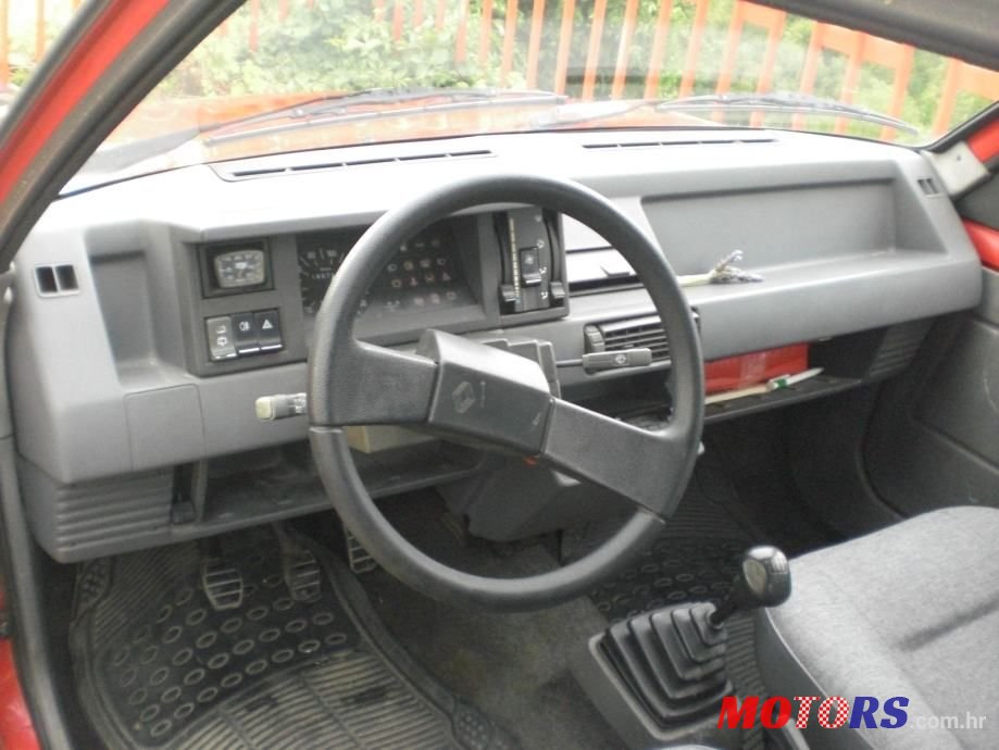 1990' Renault 5 Campus photo #3