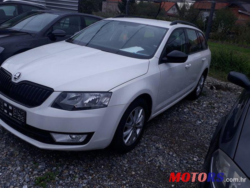 2014' Skoda Octavia Combi photo #3