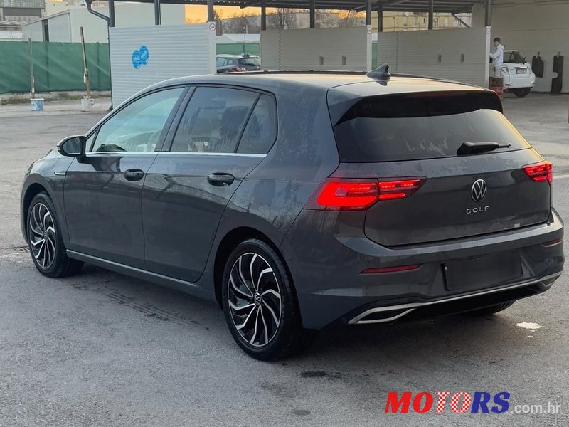 2020' Volkswagen Golf VIII 2,0 Tdi photo #6