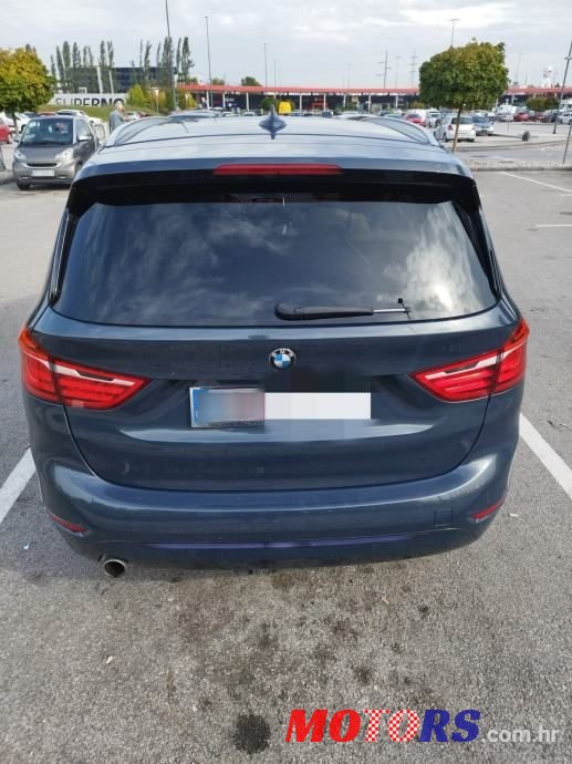 2016' BMW Serija 2 216D photo #5