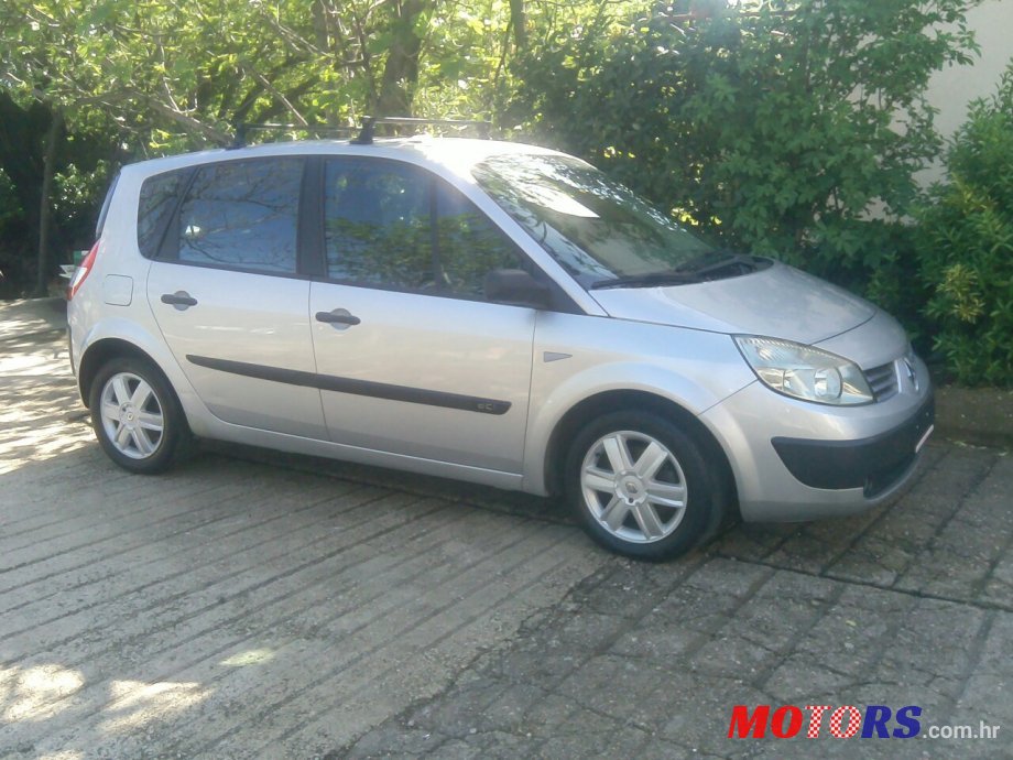 2006' Renault Megane Scenic photo #1