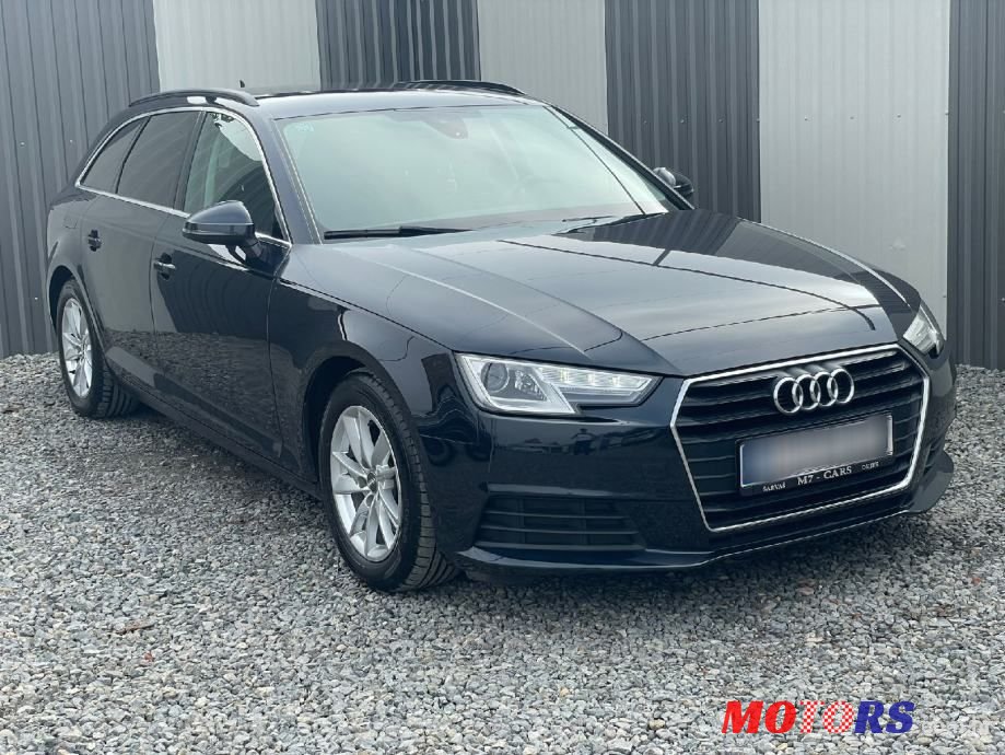 2016' Audi A4 Avant photo #3