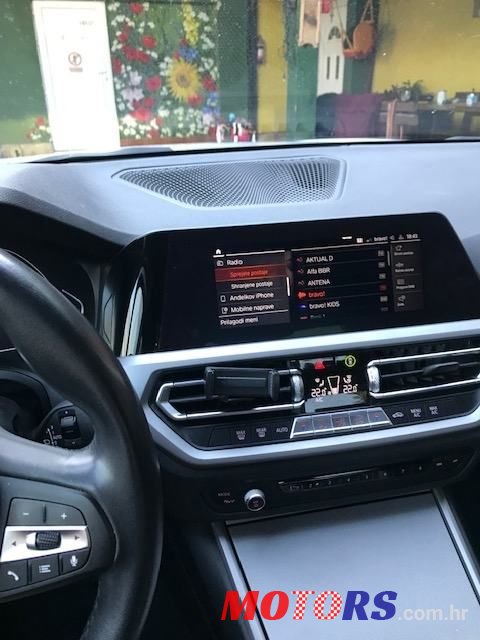 2020' BMW Serija 3 318D photo #4