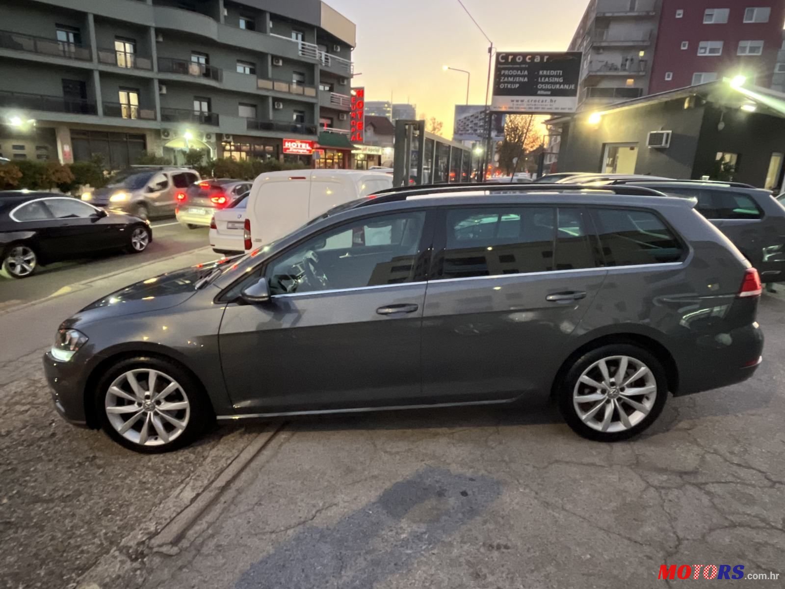 2019' Volkswagen Golf VII Variant photo #4