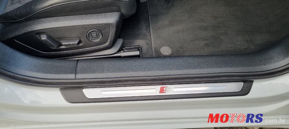 2018' Audi A6 40 Tdi S Line photo #2