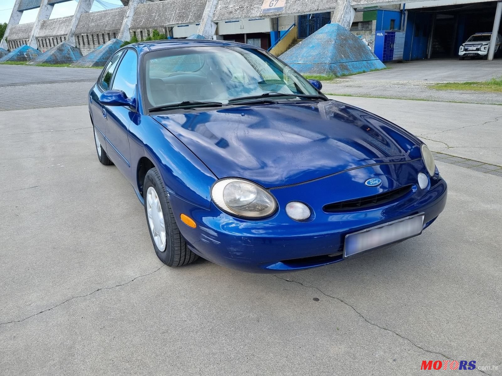 1996' Ford Taurus 3.0 V6 photo #5
