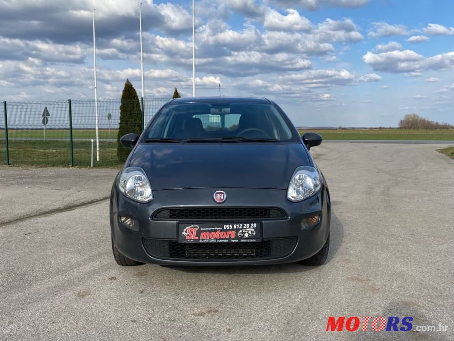 2015' Fiat Punto photo #5