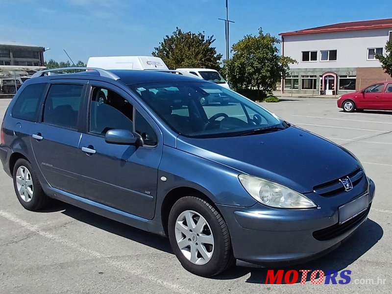 2005' Peugeot 307 Sw photo #1