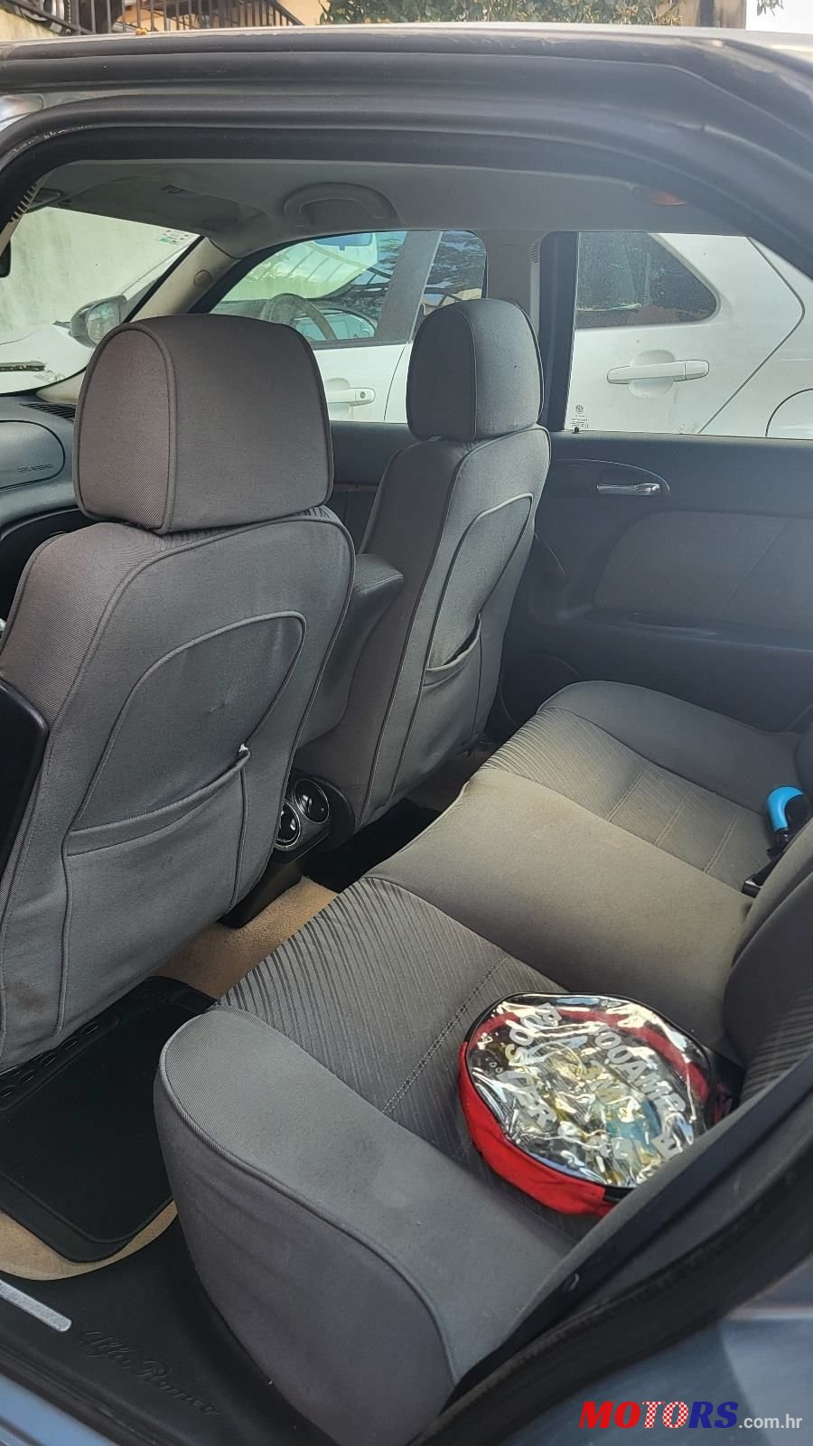 2003' Alfa Romeo 156 1,9 Jtd photo #4