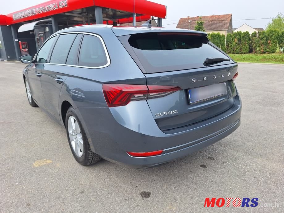 2021' Skoda Octavia Combi photo #5