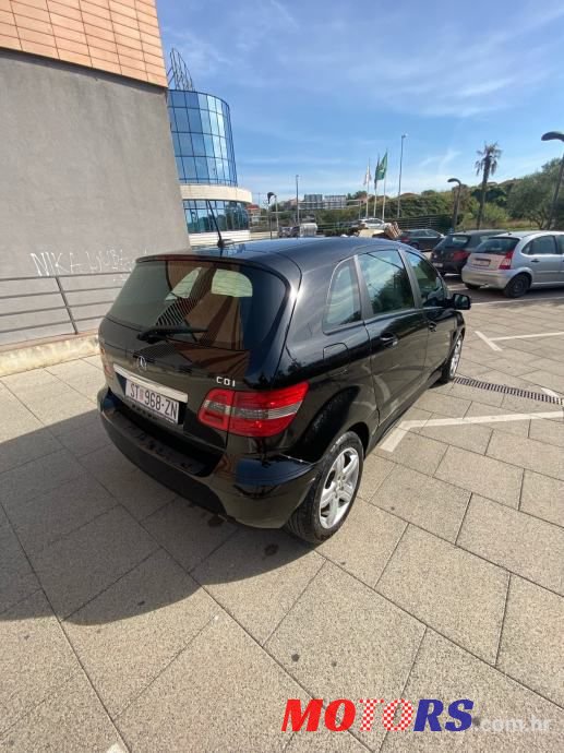 2011' Mercedes-Benz B-Klasa 180 Cdi photo #4