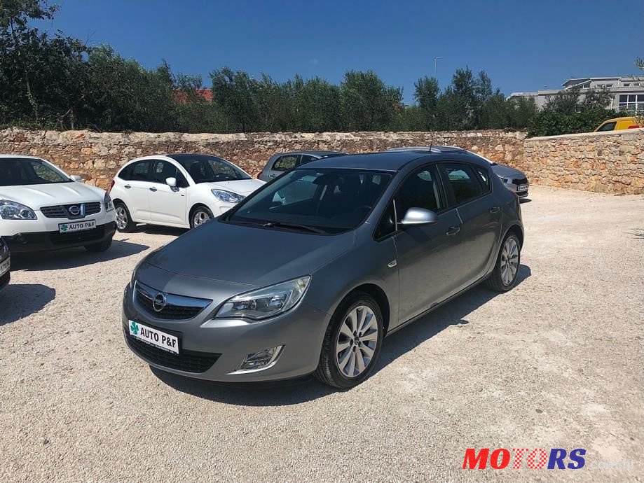 2010' Opel Astra 1,4 photo #4